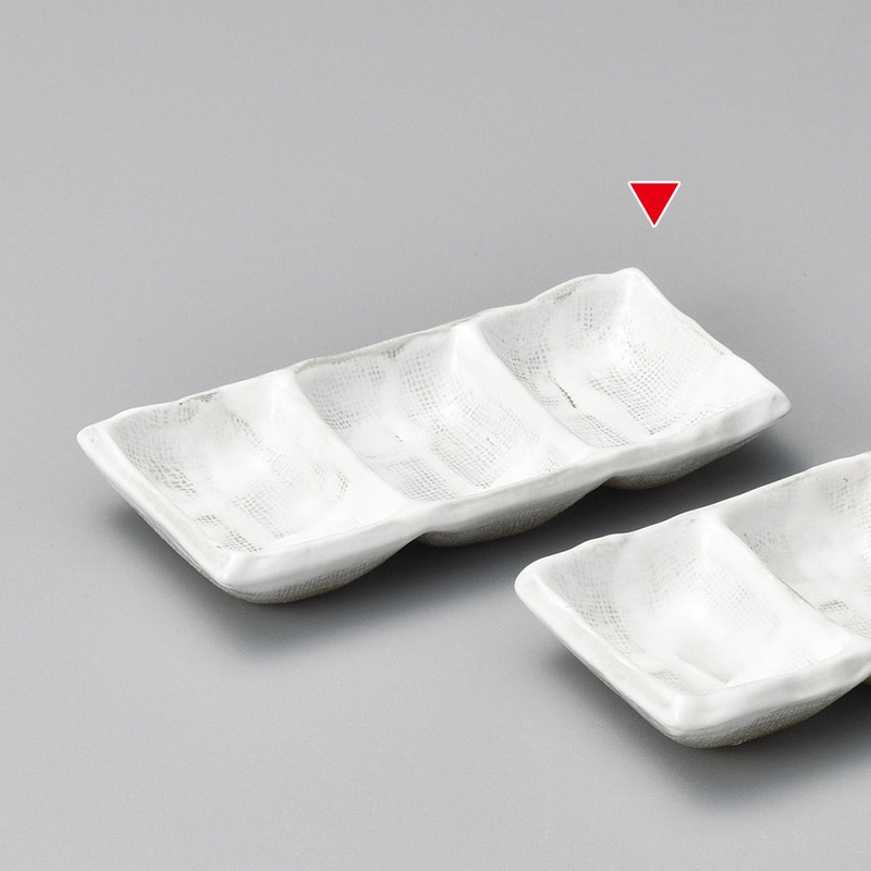 山万 37105-550 乳白志野三品盛ミニ 1個（ご注文単位1個）【直送品】