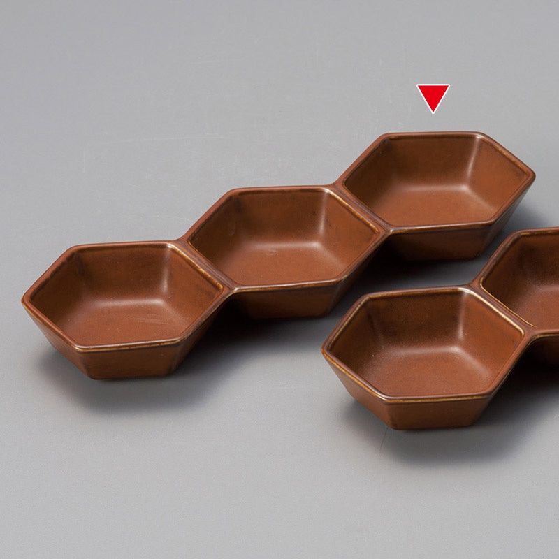 山万 37119-580 そば茶六角3連 1個（ご注文単位1個）【直送品】