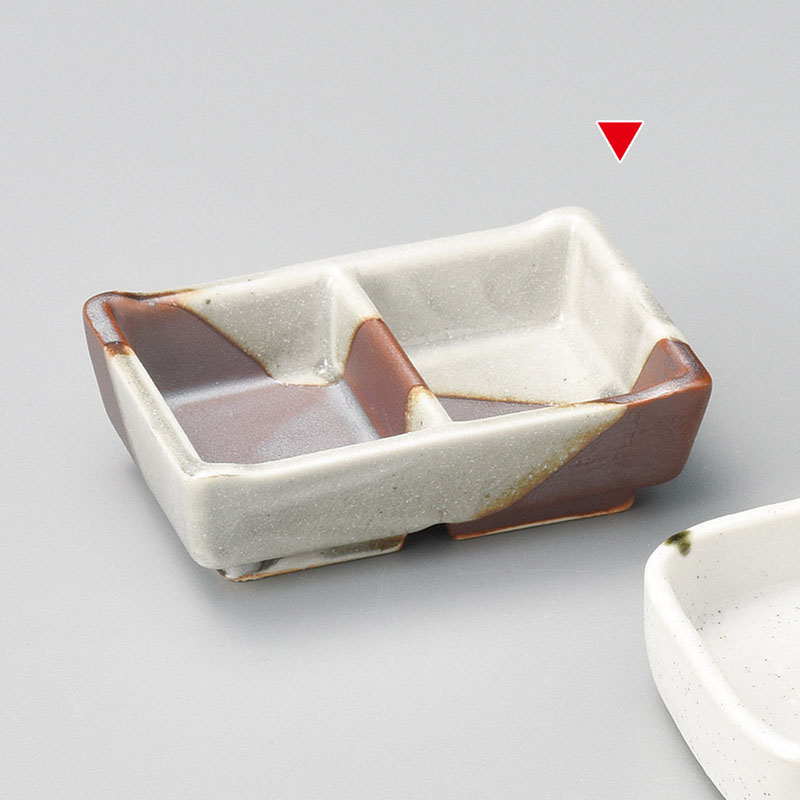 山万 37145-230 ネズミ志野二ツ仕切皿(小) 1個（ご注文単位1個）【直送品】