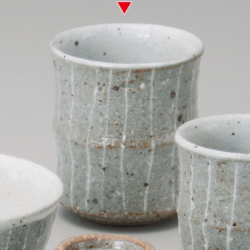 山万 41221-510 唐津白盛十草湯呑 大 1個（ご注文単位1個）【直送品】