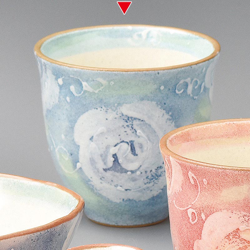 山万 41237-510 ホワイトローズ湯呑 ブルー 1個（ご注文単位1個）【直送品】