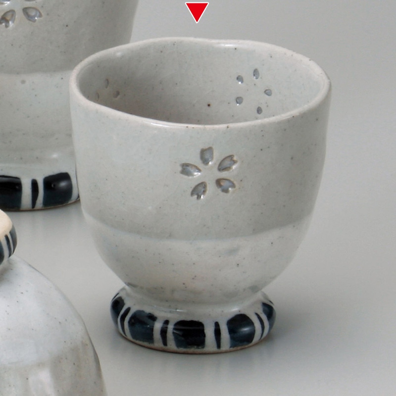 山万 41306-570 ホタル透し桜湯呑(小) 1個（ご注文単位1個）【直送品】