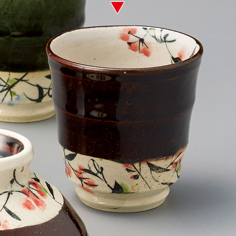 山万 41330-270 アメ釉草花湯呑 1個（ご注文単位1個）【直送品】