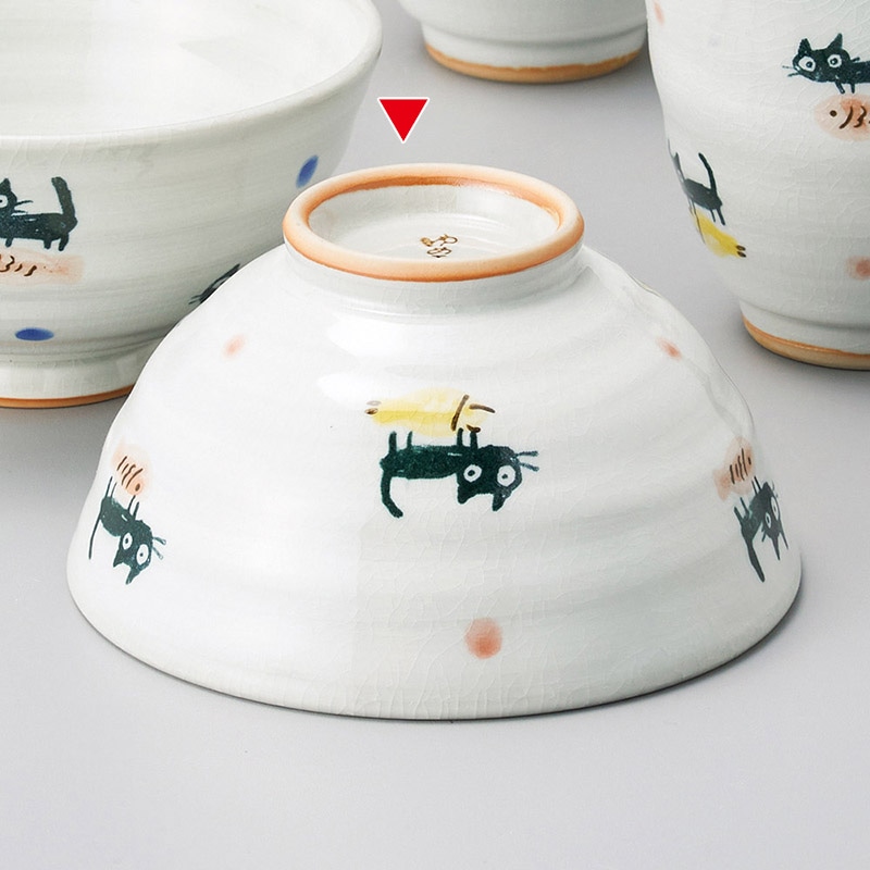 山万 41424-510 とと猫飯碗 赤 1個（ご注文単位1個）【直送品】