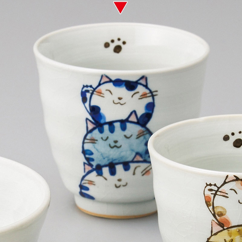 山万 41429-270 猫づくし 青湯呑 1個（ご注文単位1個）【直送品】