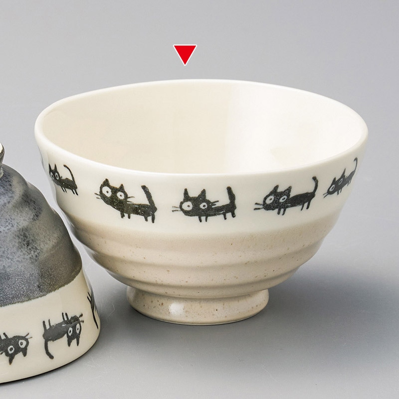 山万 42004-190 ベージュ黒ねこ茶碗 1個（ご注文単位1個）【直送品】