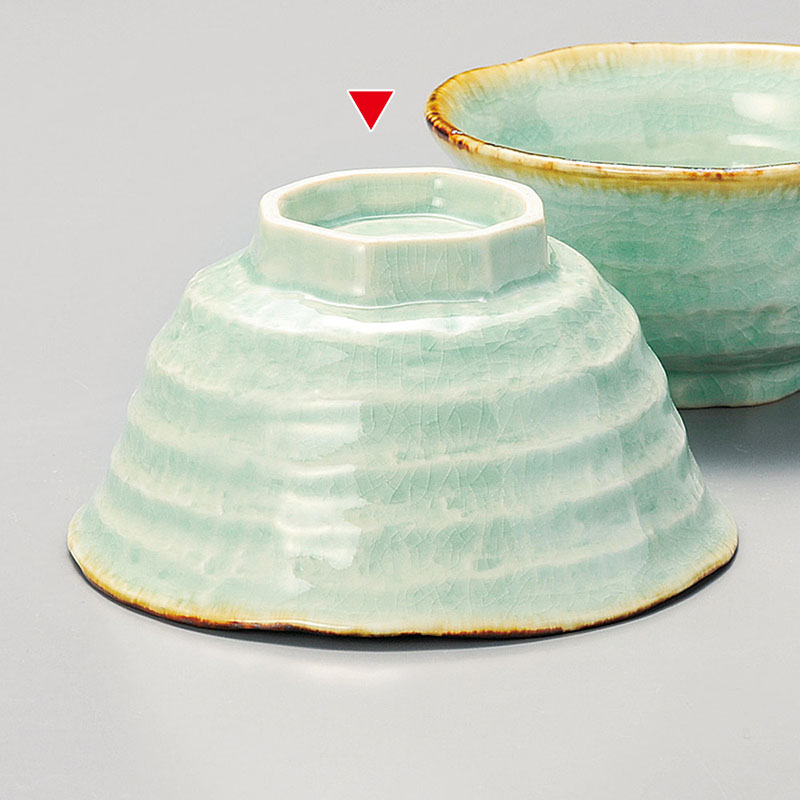 山万 41709-550 ビードロ灰釉渕錆ろくべ型茶碗 1個（ご注文単位1個）【直送品】