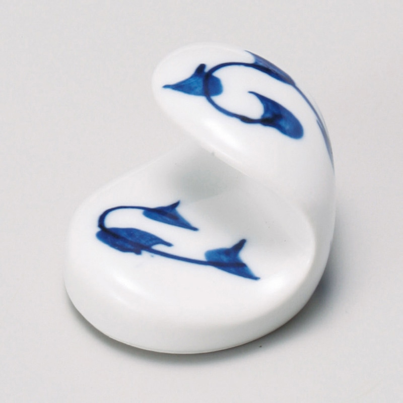 山万 42832-550 染付唐草まゆ箸置 1個（ご注文単位1個）【直送品】