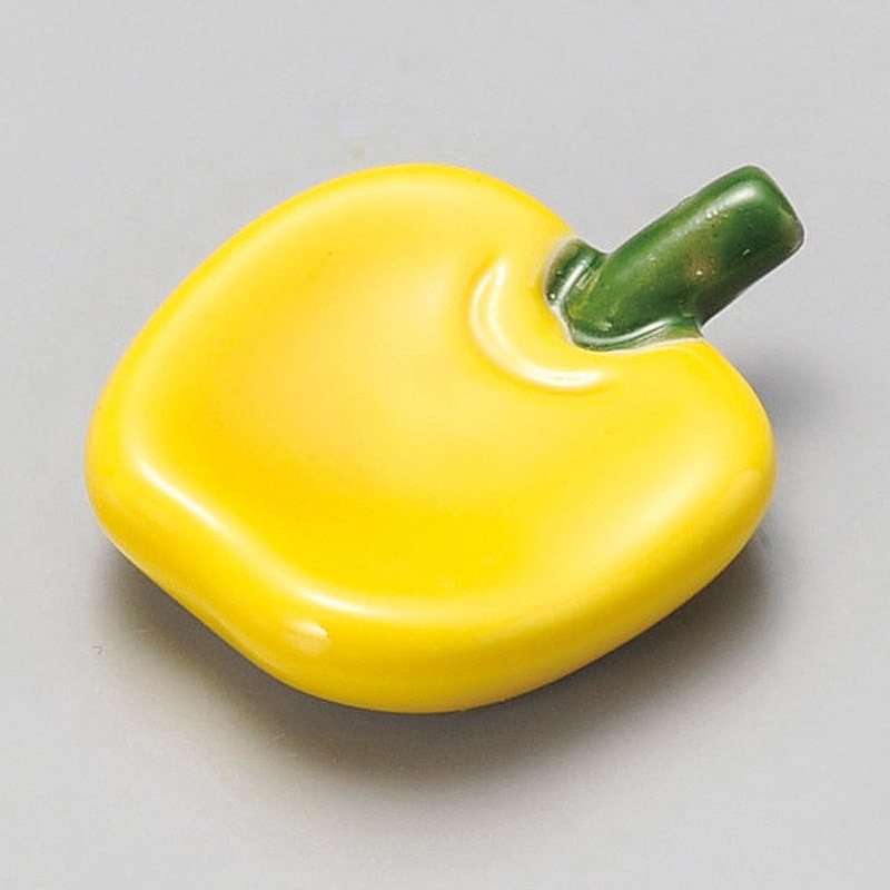 山万 43021-430 リンゴ黄箸置 1個（ご注文単位1個）【直送品】