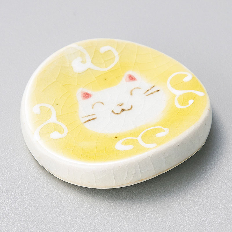 山万 43106-510 一珍唐草猫 黄丸箸置 1個（ご注文単位1個）【直送品】