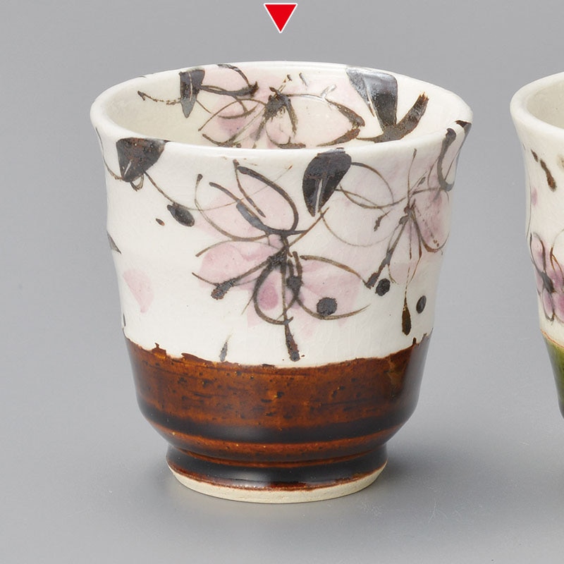 山万 43707-270 アメ釉花紋湯呑 1個（ご注文単位1個）【直送品】