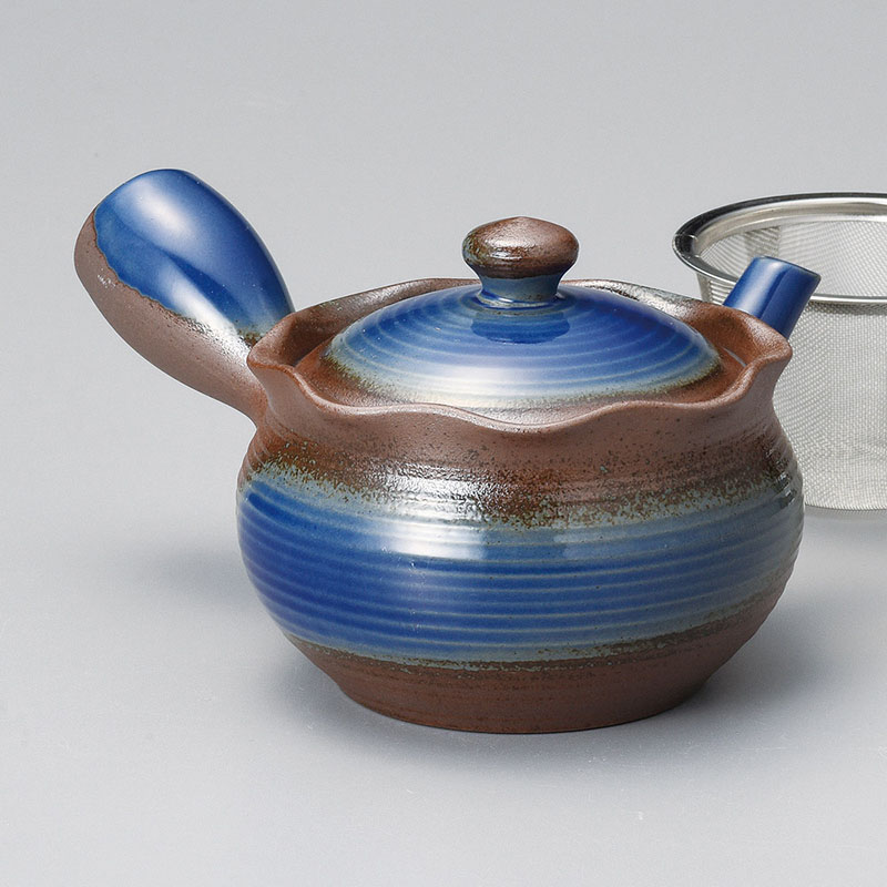 山万 45815-650 万古急須2花みずき青 カゴ網付 1個（ご注文単位1個）【直送品】