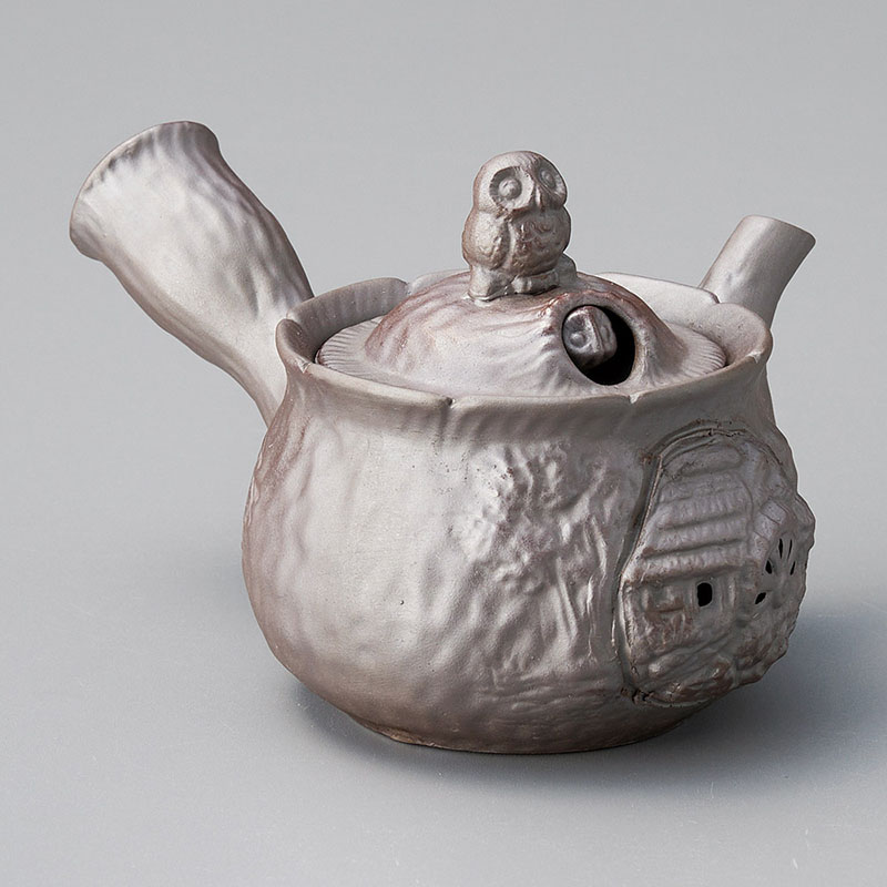 山万 45923-650 万古急須1.5ふくろう飛出 平 1個（ご注文単位1個）【直送品】