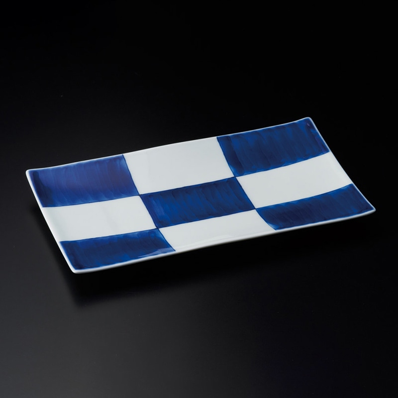 山万 46412-710 染付市松焼皿(有田焼) 1個（ご注文単位1個）【直送品】