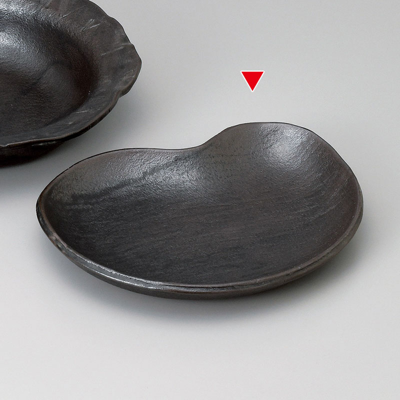 山万 51604-660 黒釉9耐熱ビーンズプレート 信 1個（ご注文単位1個）【直送品】