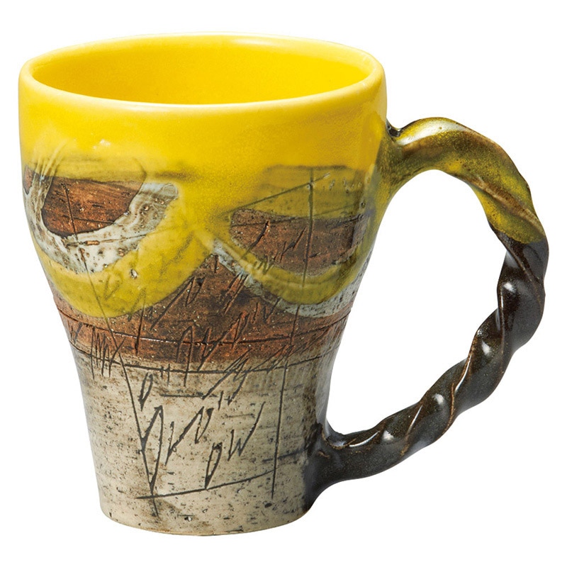 山万 59001-510 黄釉刻紋ねじり手マグカップ 1個(ご注文単位1個)【直送品】