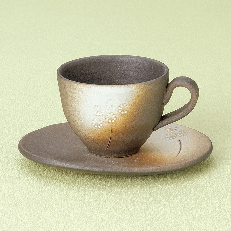 山万 66048-660 白ぼかし小花コーヒー碗皿 信楽 1個（ご注文単位1個）【直送品】