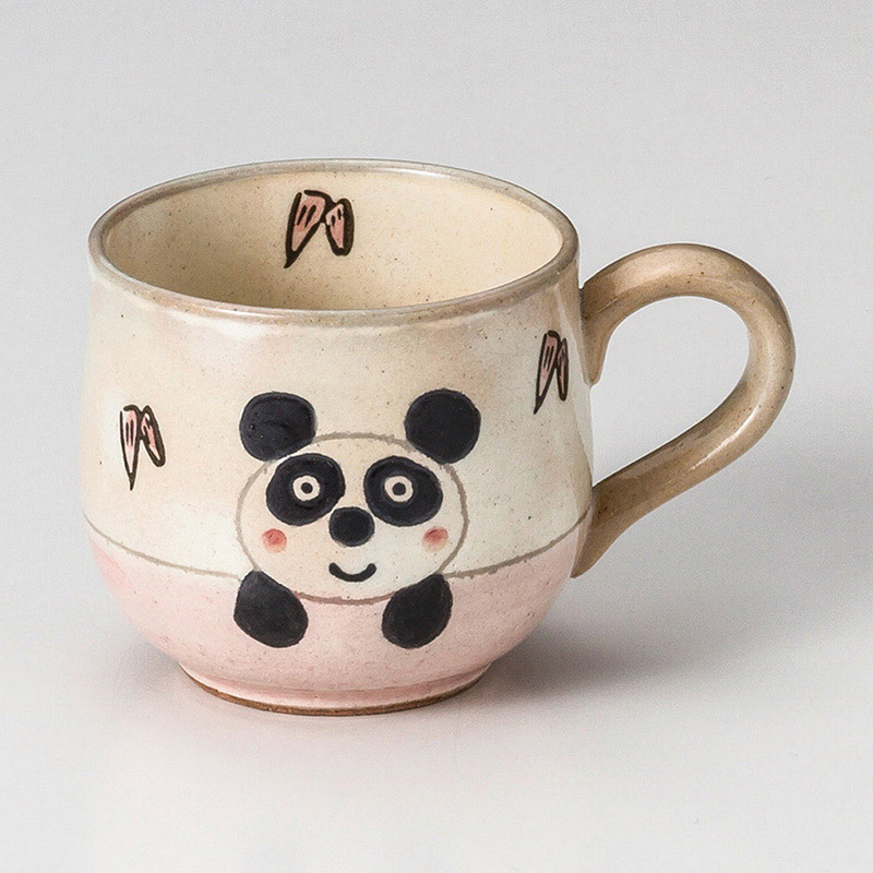 山万 66436-510 パンダマグカップ 赤 1個（ご注文単位1個）【直送品】