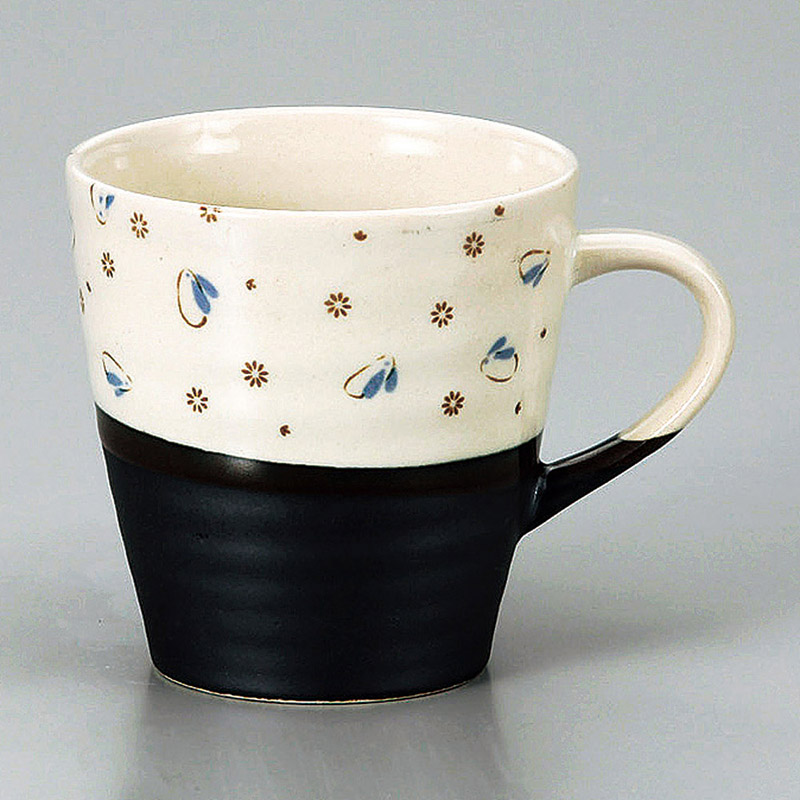 山万 66711-190 いぶしウサギ青軽量マグ 1個（ご注文単位1個）【直送品】