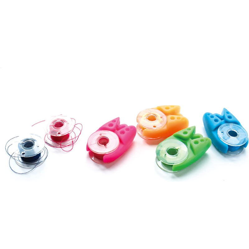 日本紐釦貿易 カラフルボビンクランプ(糸止め) 4色×各1個 2.7×3.4cm NI-02423 (ご注文単位1束)【直送品】