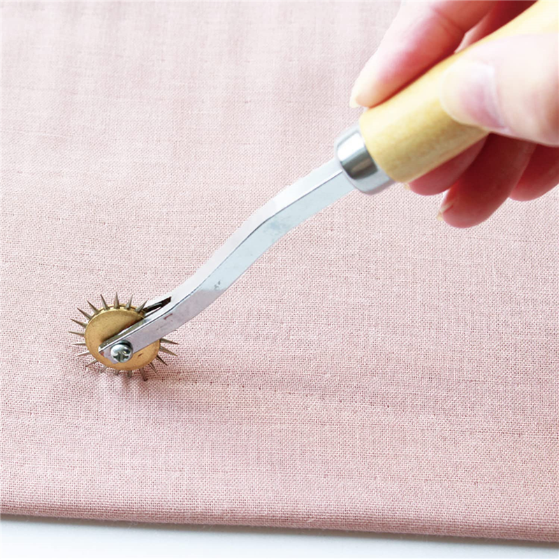 日本紐釦貿易 高級ギザ歯ルレット 全長約17.2cm NI-02505 (ご注文単位1本)【直送品】