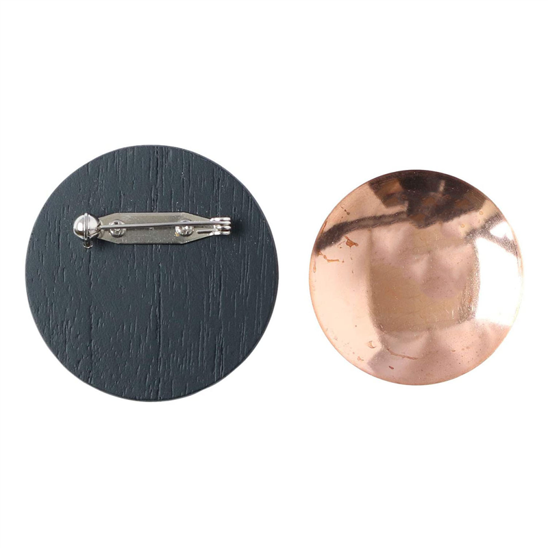 日本紐釦貿易 木製ブローチ 丸型 大 1個 φ55mm ブラック A22-114 (ご注文単位1個)【直送品】