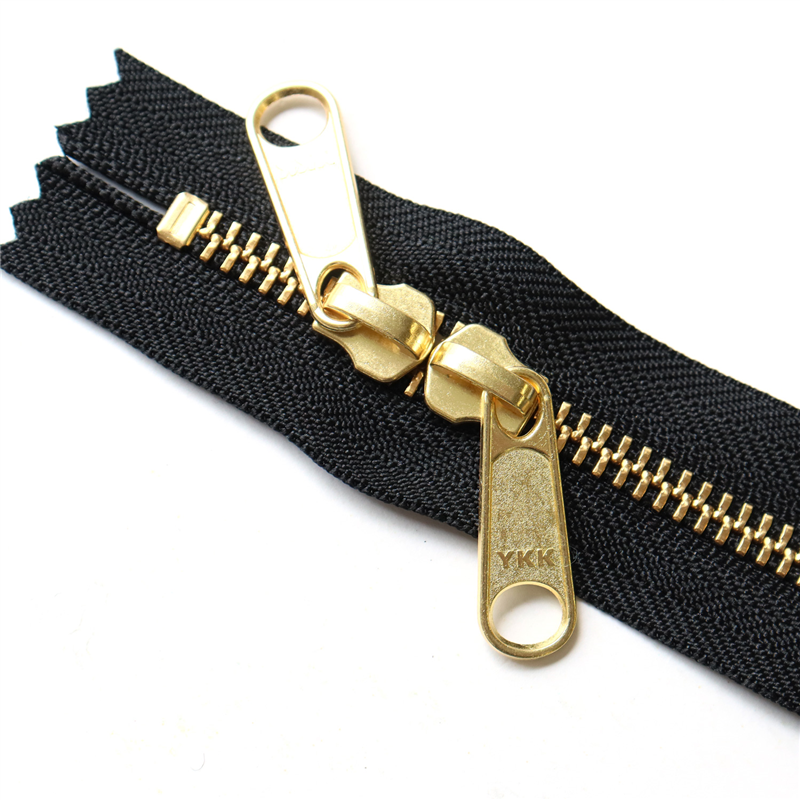 日本紐釦貿易 Y.K.K 両開金属ファスナー40㎝ ゴールド 黒 5本 5RGM40-580 (ご注文単位1束)【直送品】