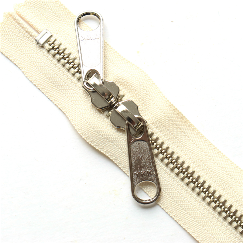 日本紐釦貿易 Y.K.K 両開金属ファスナー40㎝ シルバー 生成 5本 5RNM40-801 (ご注文単位1束)【直送品】