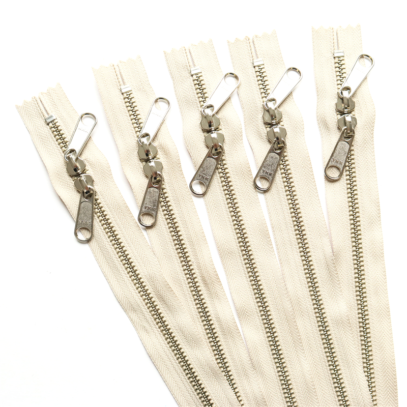日本紐釦貿易 Y.K.K 両開金属ファスナー40㎝ シルバー ベージュ 5本 5RNM40-572 （ご注文単位1束）【直送品】