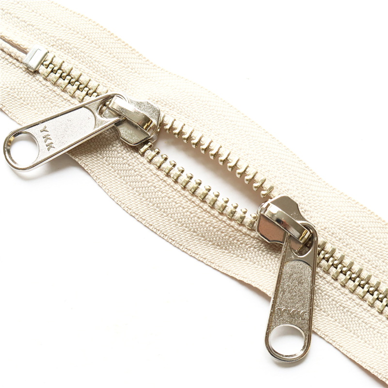 日本紐釦貿易 Y.K.K 両開金属ファスナー40㎝ シルバー ベージュ 5本 5RNM40-572 (ご注文単位1束)【直送品】