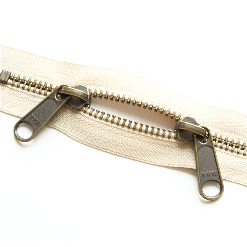 日本紐釦貿易 Y.K.K 両開金属ファスナー40㎝ AG ベージュ 5本 5RGMKB40-572 (ご注文単位1束)【直送品】