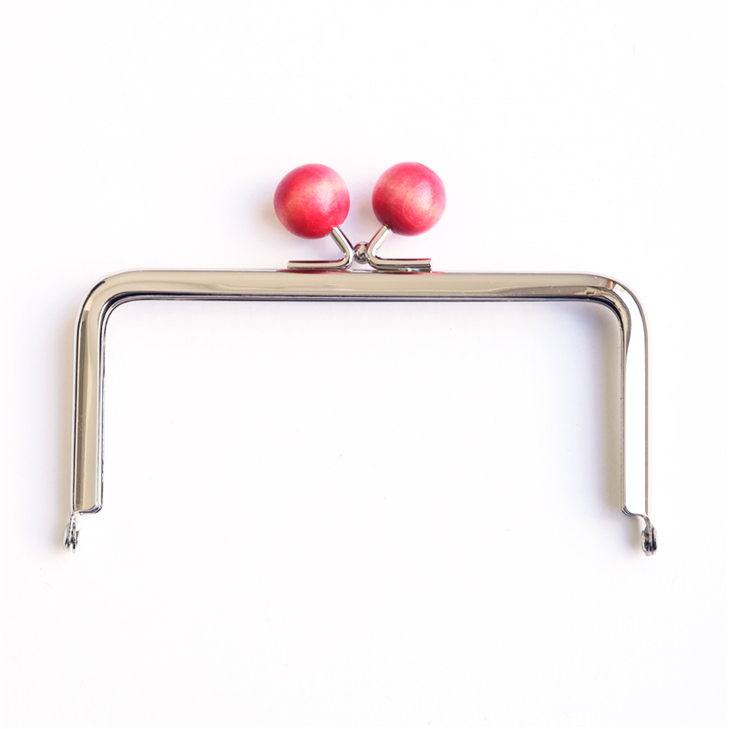 日本紐釦貿易 からふる木玉口金 角型 ピンク TYK2S-P （ご注文単位1個）【直送品】