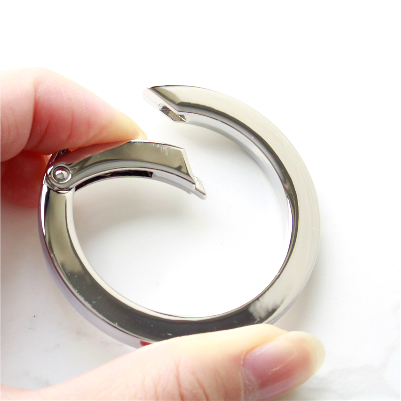 日本紐釦貿易 平角キャストカラビナ φ34mm シルバー CK1-35-S （ご注文単位1個）【直送品】