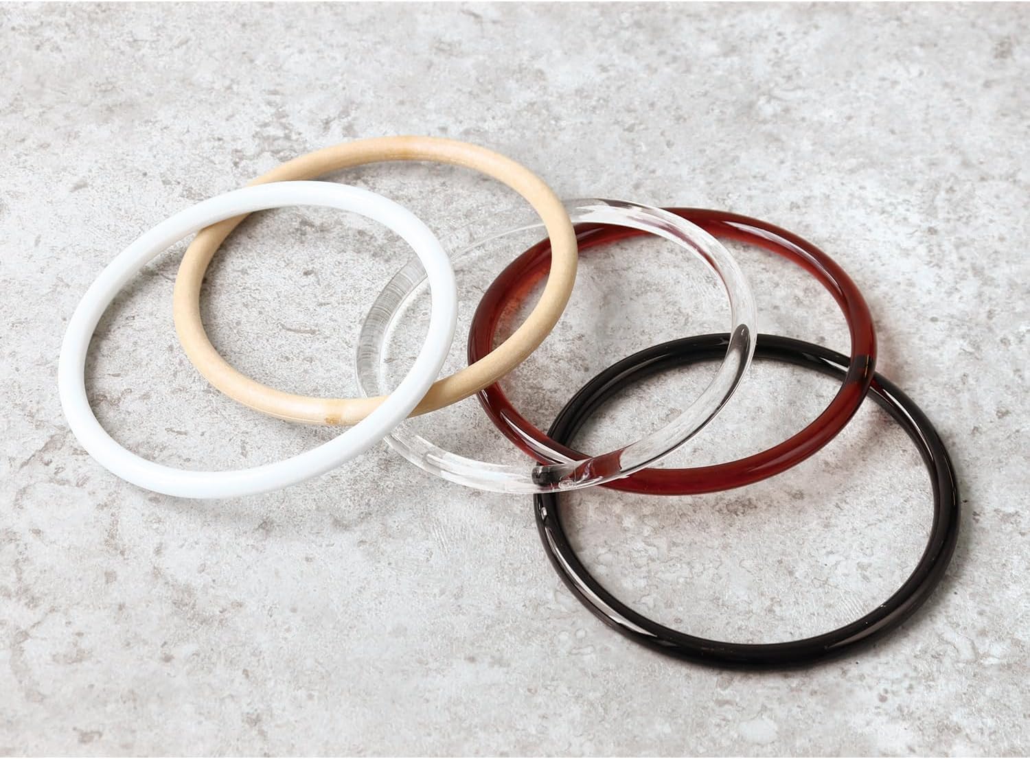 日本紐釦貿易 プラスチックリング プラハンドル 大 内径11cm・外径13cm 黒 P273-L-B (ご注文単位1組)【直送品】