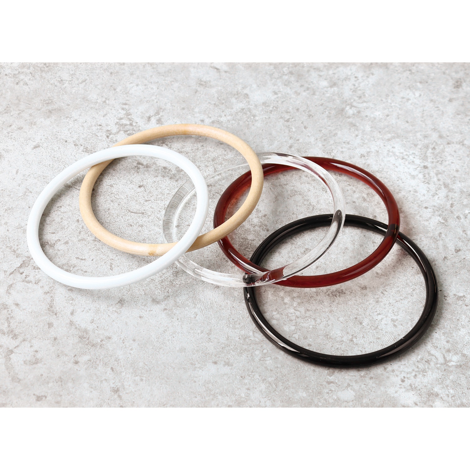 日本紐釦貿易 プラスチックリング プラハンドル 大 内径11cm・外径13cm 黒 P273-L-B (ご注文単位1組)【直送品】