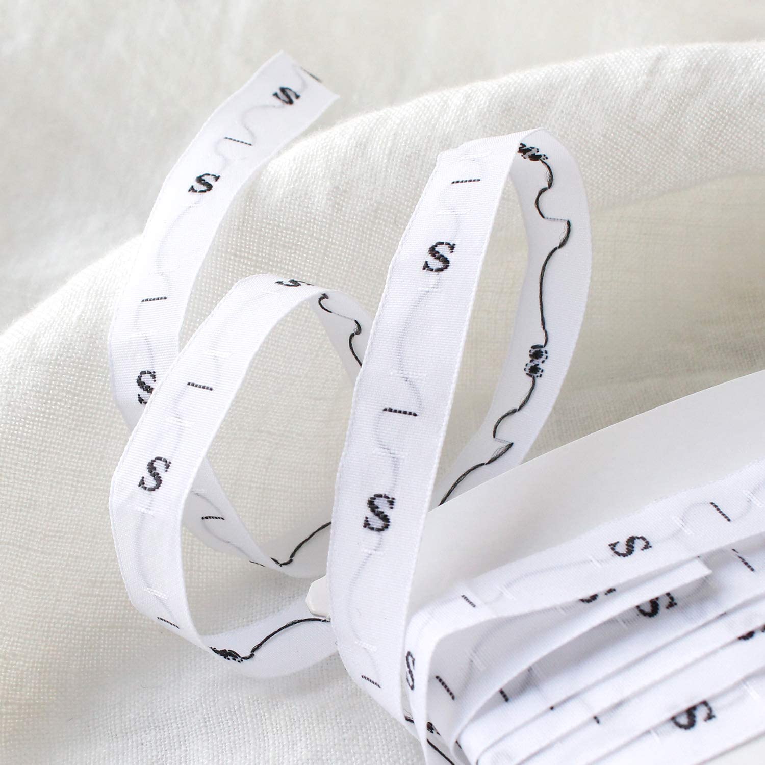 日本紐釦貿易 サイズタグ 140 9mm巾 白 徳用1000枚分 TME-140-1000 (ご注文単位1束)【直送品】