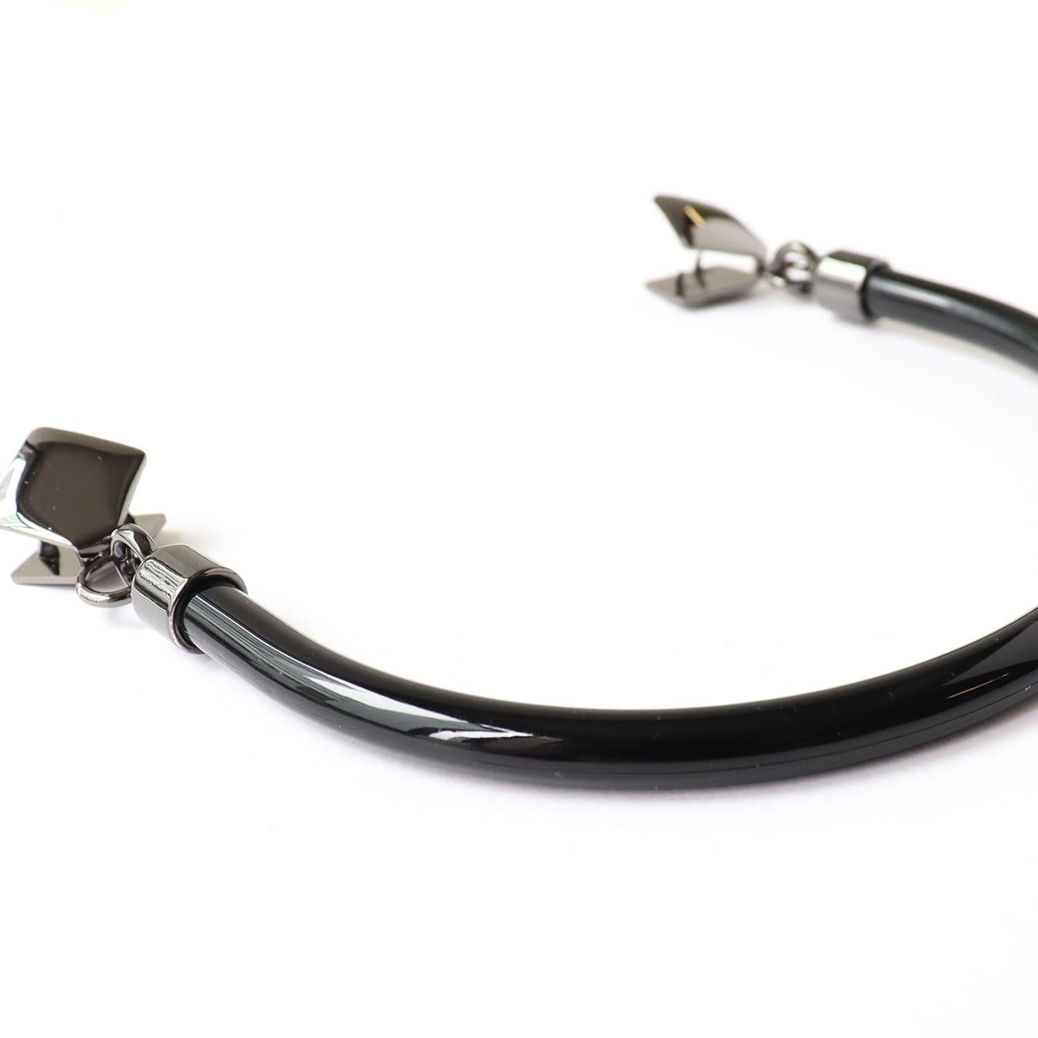 日本紐釦貿易 プラスチック製ハンドル フォーマルタイプ クワエ金具付き W13×H13cmK251-B (ご注文単位1組)【直送品】