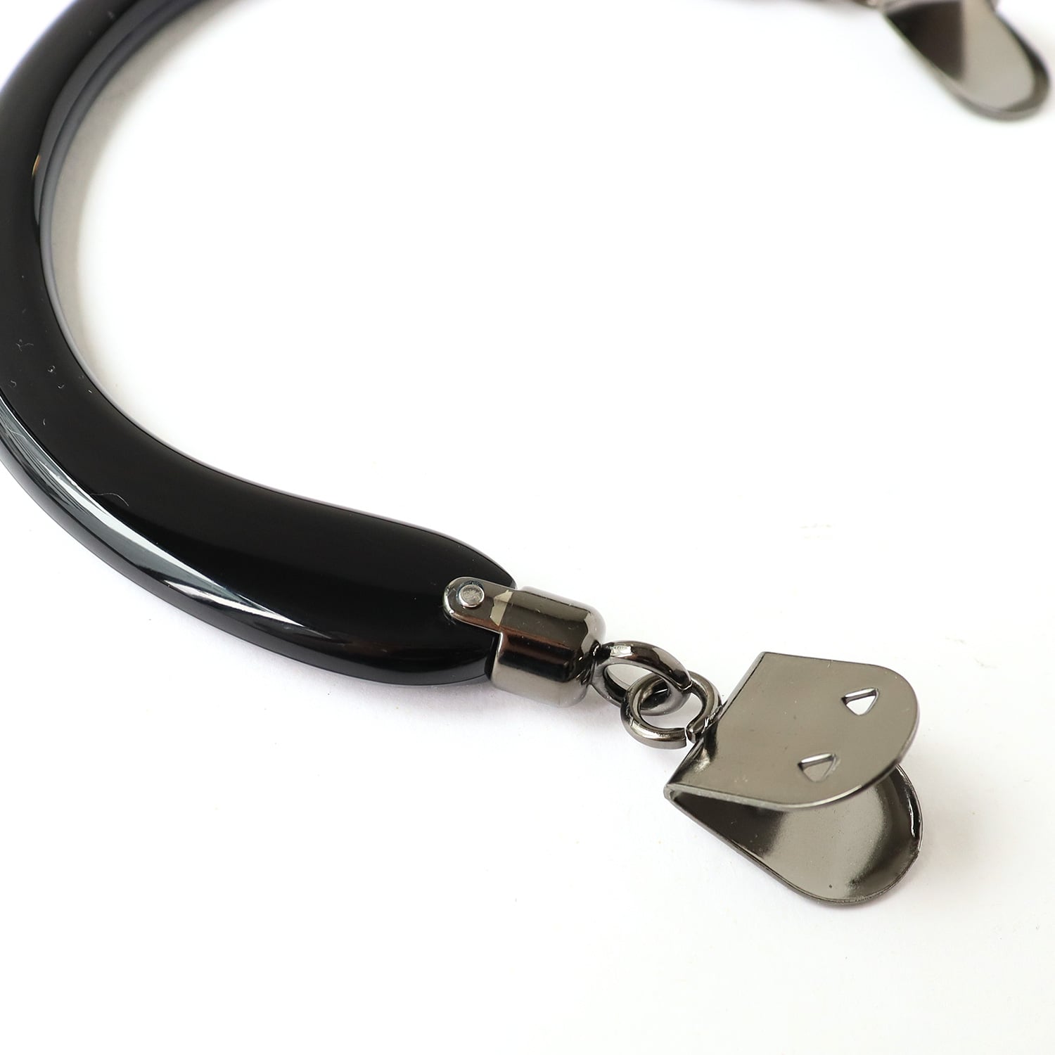 日本紐釦貿易 プラスチック製ハンドル フォーマルタイプ クワエ金具付き W14×H13cmK253-B (ご注文単位1組)【直送品】