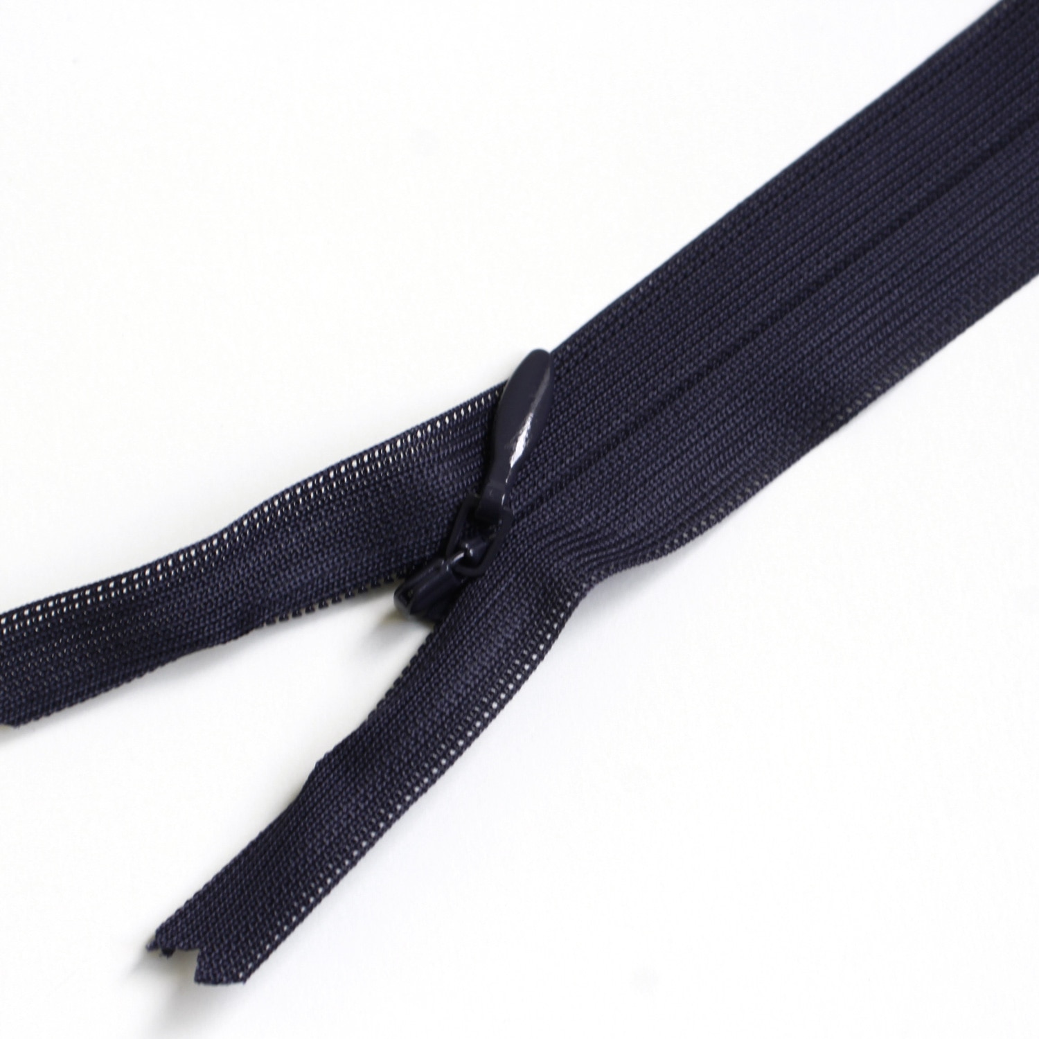 日本紐釦貿易 Y.K.K コンシールファスナー 56cm 5本入 col.169 KS56-169 濃紺 (ご注文単位1束)【直送品】