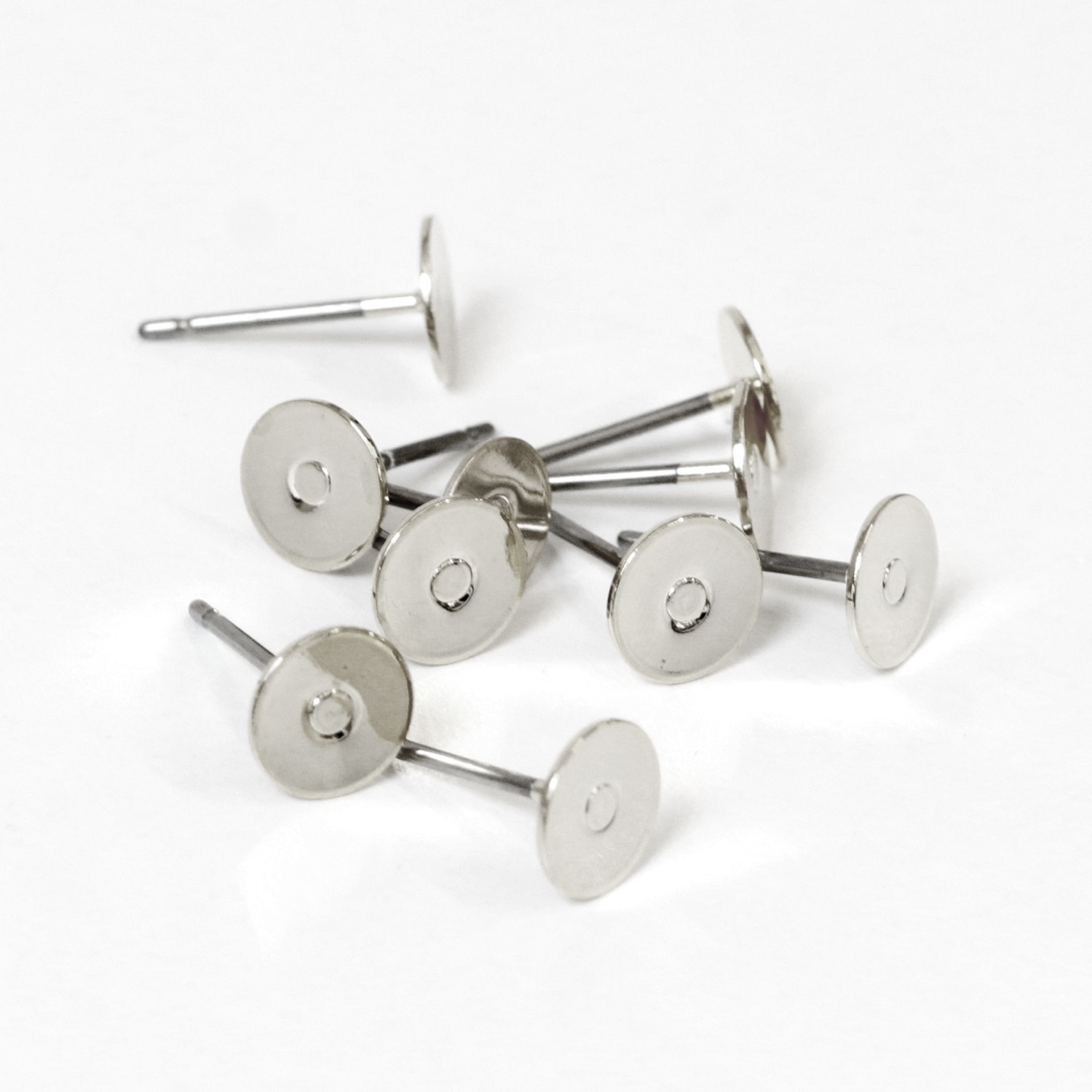 日本紐釦貿易 ニッケルフリー 台付 ピアス 5組 シルバー KE1504-S (ご注文単位1束)【直送品】