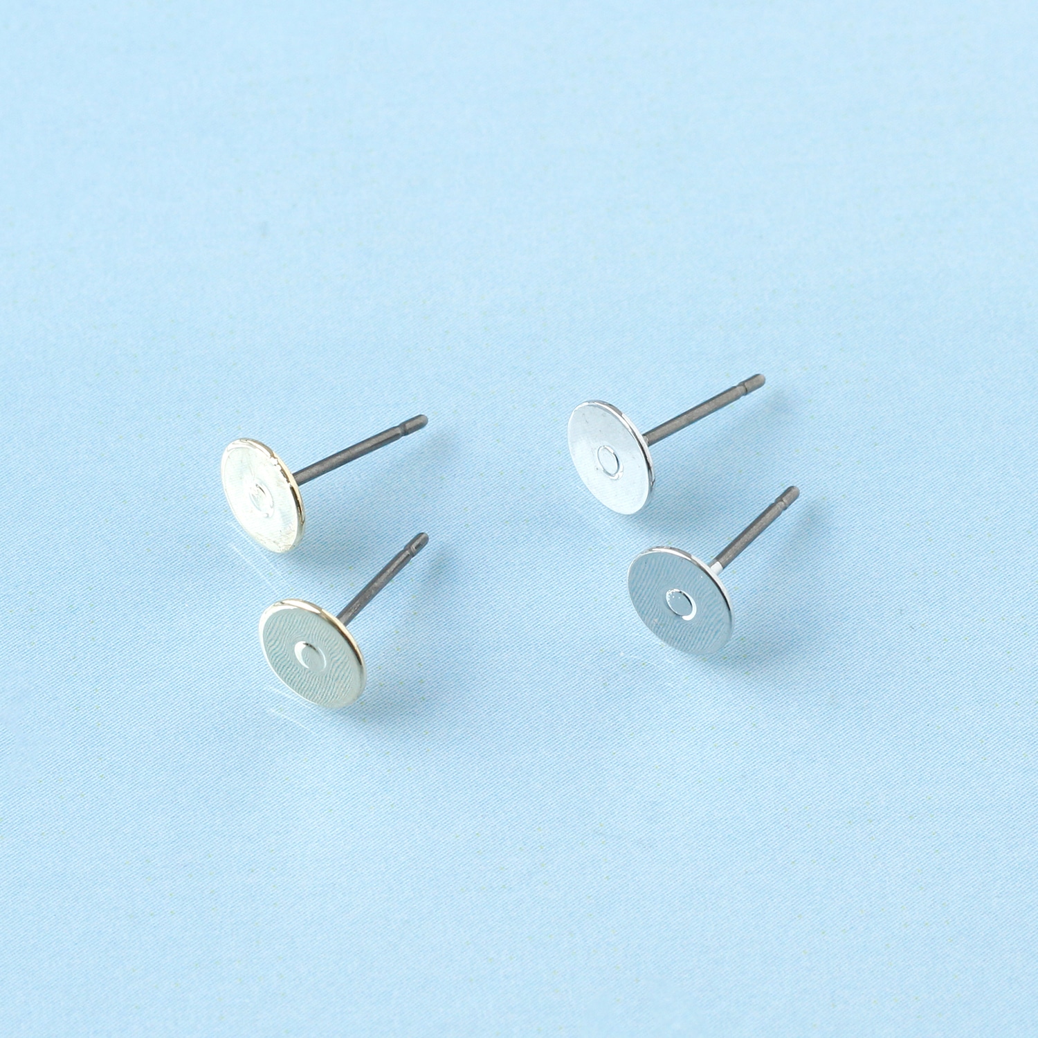 日本紐釦貿易 ニッケルフリー 台付 ピアス 5組 シルバー KE1504-S (ご注文単位1束)【直送品】