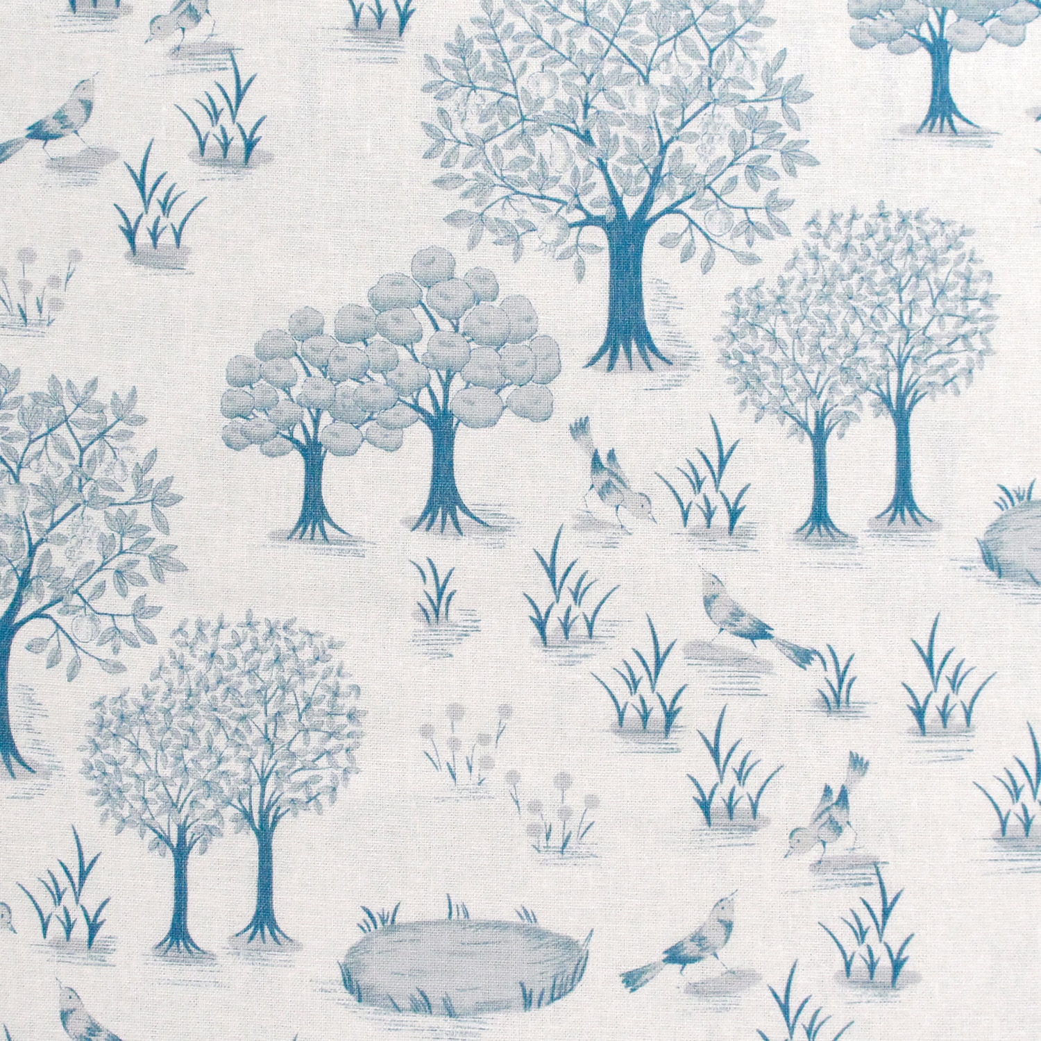 日本紐釦貿易 マカベアリス Words of Forest -Fruits Tree- 綿麻プリント生地 カットクロス 約53Ｘ50cm ブルー ACM001CUT-A （ご注文単位1枚）【直送品】