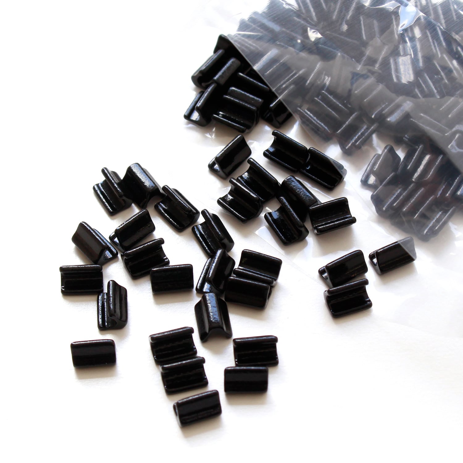 日本紐釦貿易 YKK 8VSファスナー用上止め 50個入り F2-234 （ご注文単位1束）【直送品】