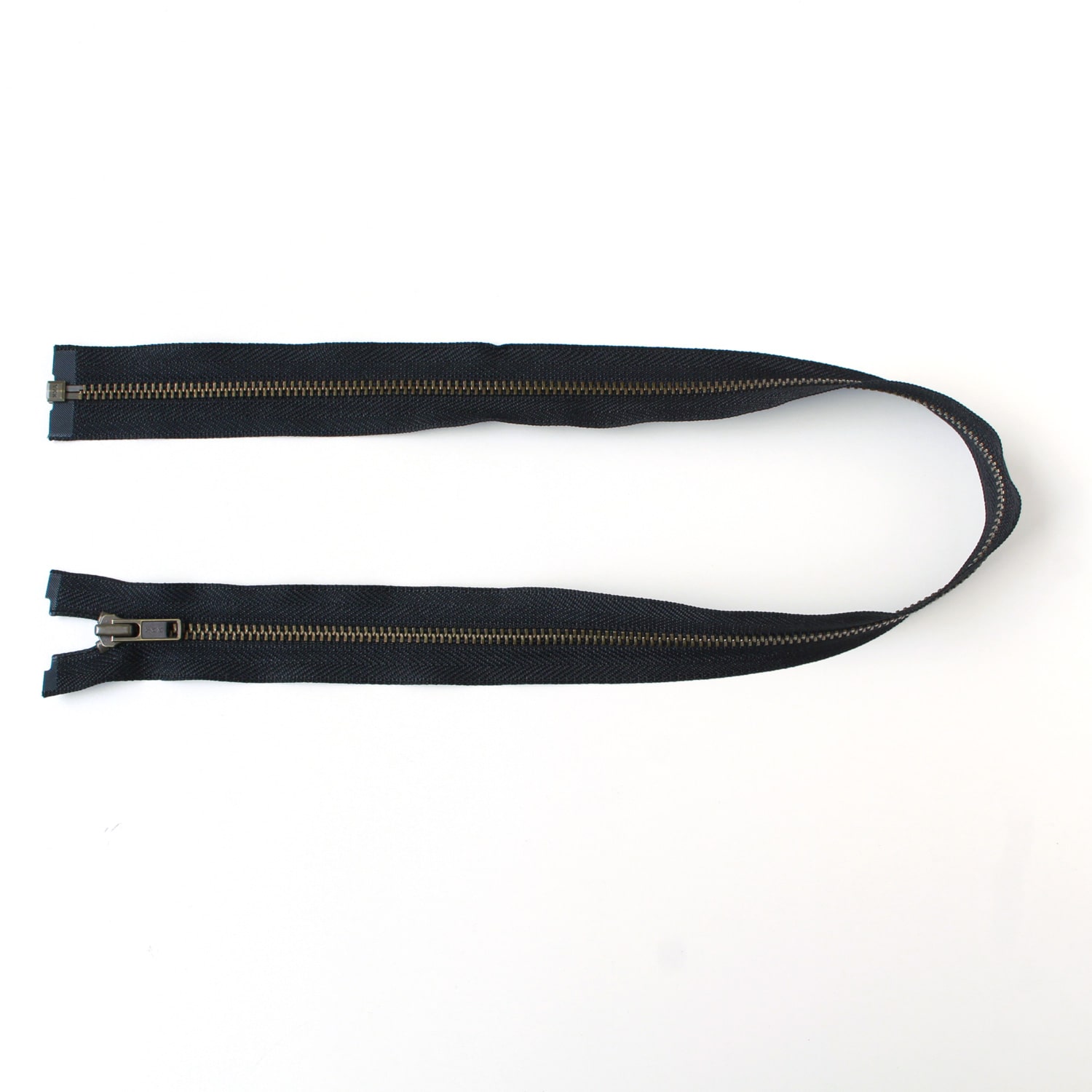 日本紐釦貿易 Y.K.K オープンファスナー 60cm 同色3本入 col.580 黒 4GKB60-580 (ご注文単位1束)【直送品】