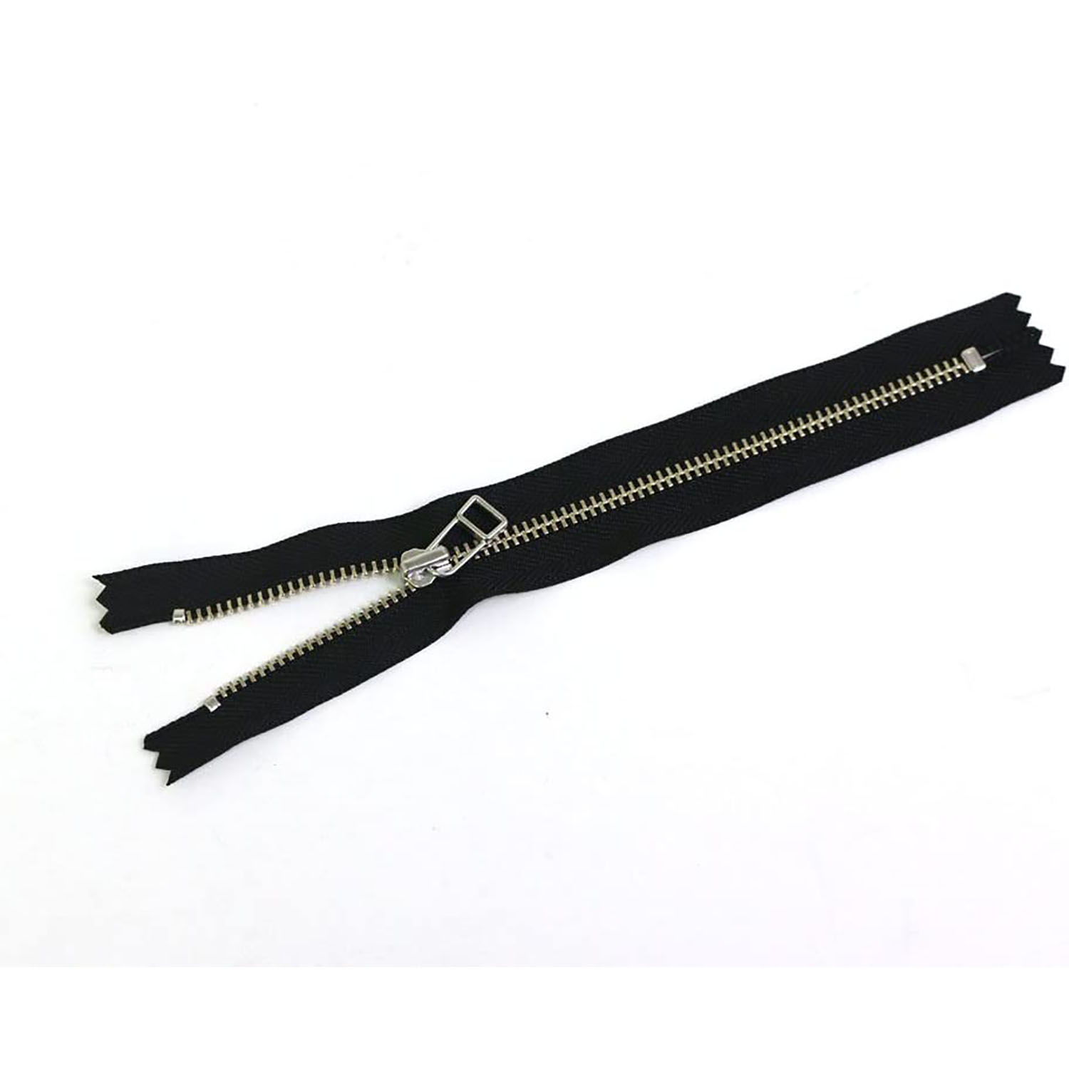 日本紐釦貿易 Y.K.K 金属ファスナー 20cm 5本 黒 4LFN20-580 （ご注文単位1束）【直送品】