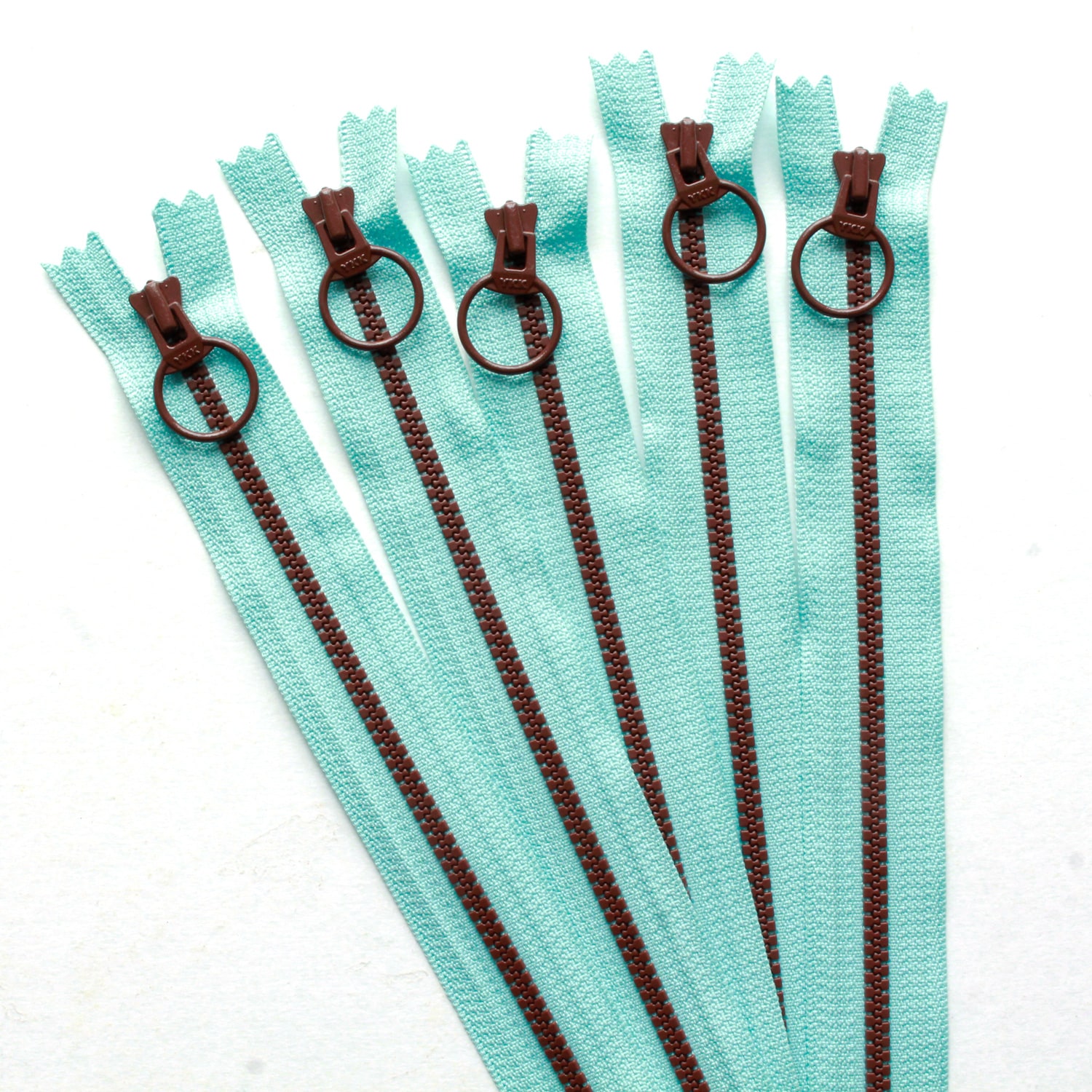 日本紐釦貿易 Y.K.K コンビファスナー 30cm 5本 XH748 3VSC30-748 （ご注文単位1束）【直送品】