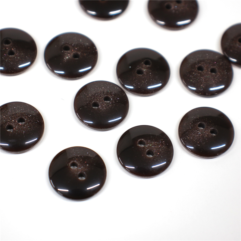 日本紐釦貿易(Nippon Chuko) サマーカジュアルボタン 18mm 6個 白 153-18-01 1枚（ご注文単位1枚）【直送品】