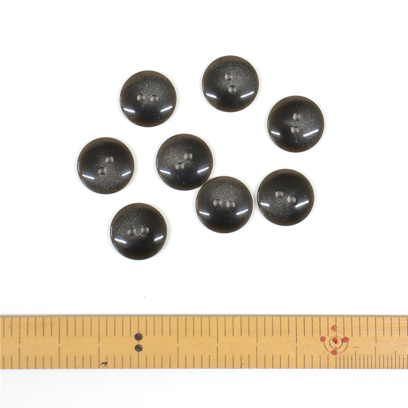 日本紐釦貿易(Nippon Chuko) サマーカジュアルボタン 18mm 6個 グレー 153-18-03 1枚(ご注文単位1枚)【直送品】