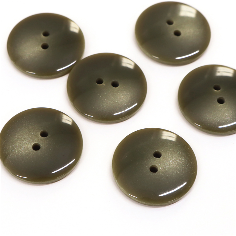 日本紐釦貿易(Nippon Chuko) サマーカジュアルボタン 18mm 6個 黒 153-18-09 1枚（ご注文単位1枚）【直送品】