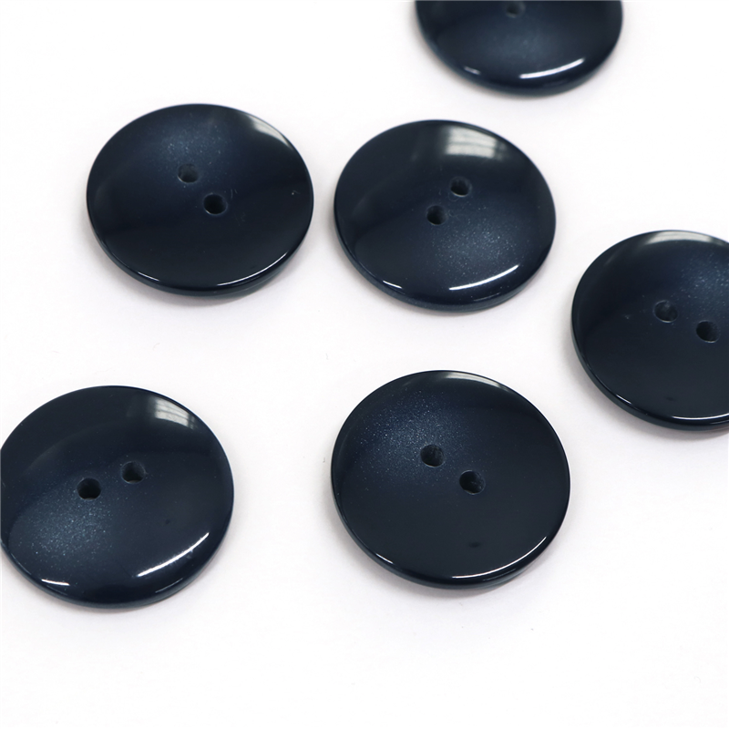 日本紐釦貿易(Nippon Chuko) サマーカジュアルボタン 23mm 6個 ライトベージュ 153-23-41 1枚(ご注文単位1枚)【直送品】